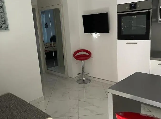 With Parking Space - 5488 Appartamento Novi Vinodolski